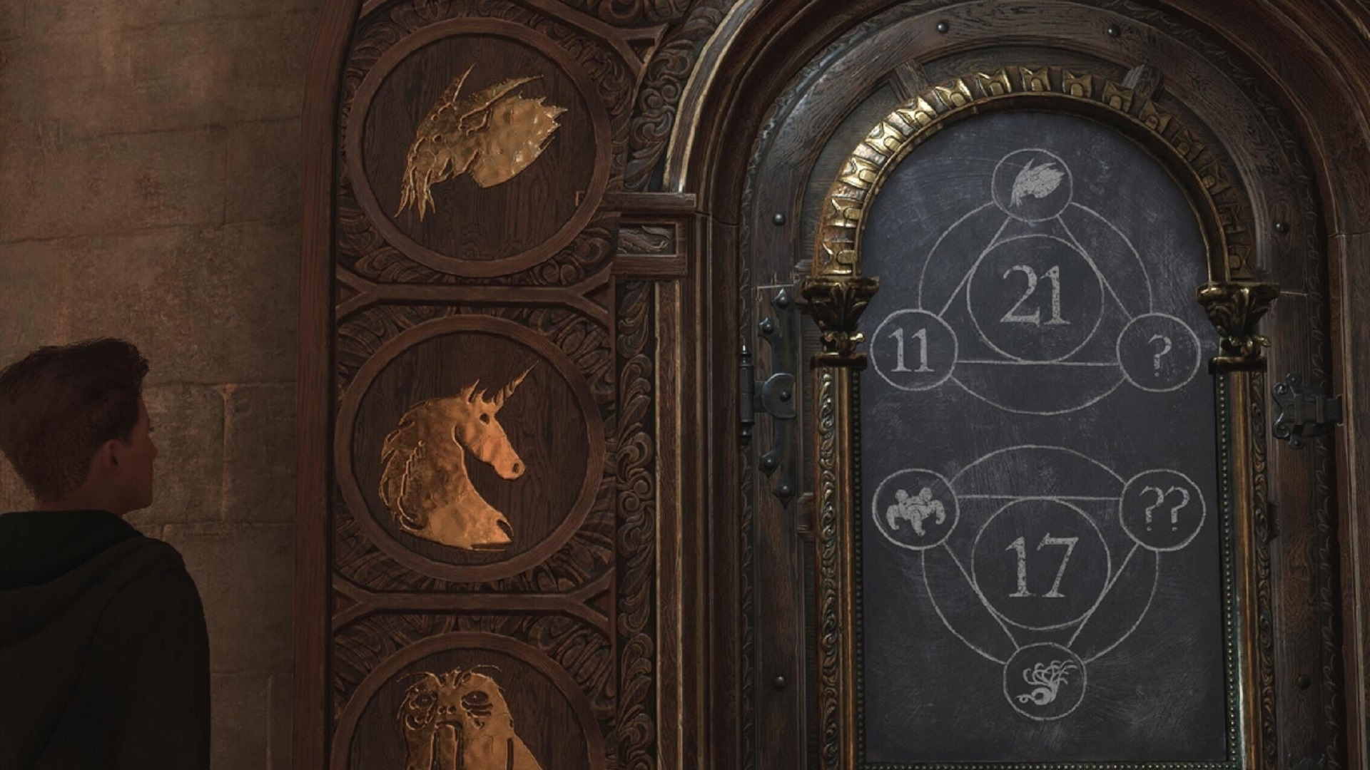 Hogwarts Legacy door puzzle guide: How to easily unlock the symbol