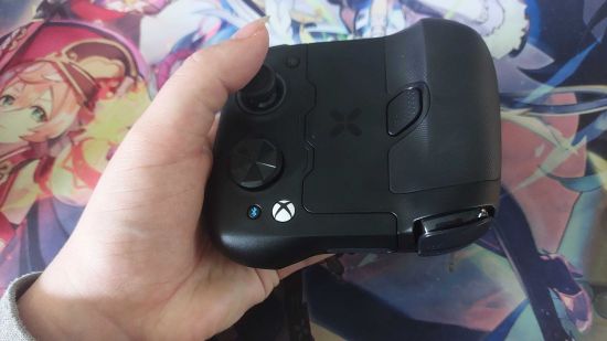gamesir x4 aileron review - the controller closed together in a compact shape