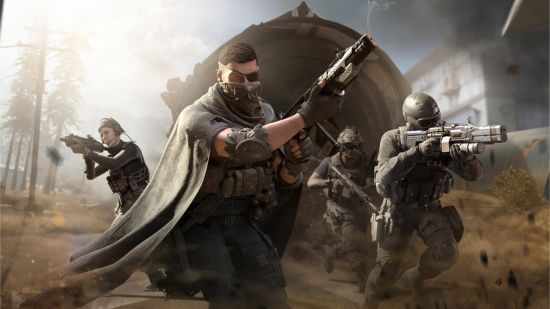 Giochi difficili: soldati di Call of Duty Mobile che camminano nel deserto