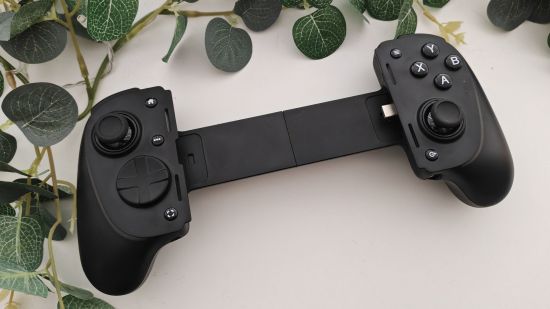 Custom image for Razer Kishi Ultra review with the phone out of the controller