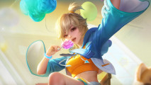 Honor of Kings 50m downloads: A cute HoK character in blue and orange celebrating with some balloons